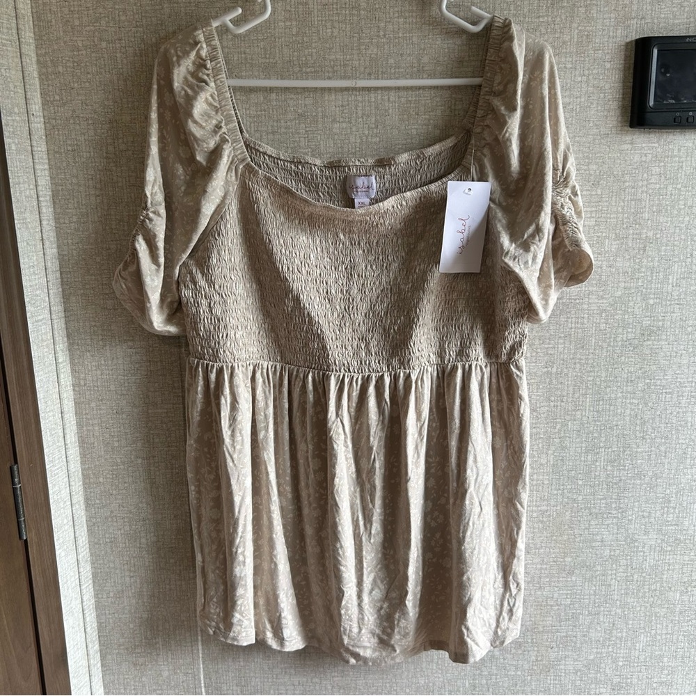 XXL Isabel Maternity by Ingrid and Isabel Tan Beige Floral Maternity Top
